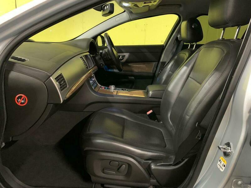 Jaguar XF  Blue #19