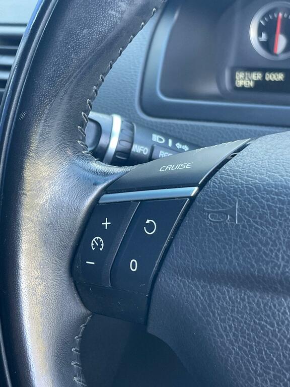 Volvo XC90 Executive Black #19