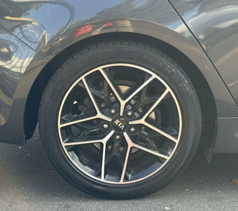 Kia Optima Estate Black #9