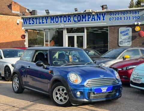 Mini Hatch 1.6 Cooper D Blue