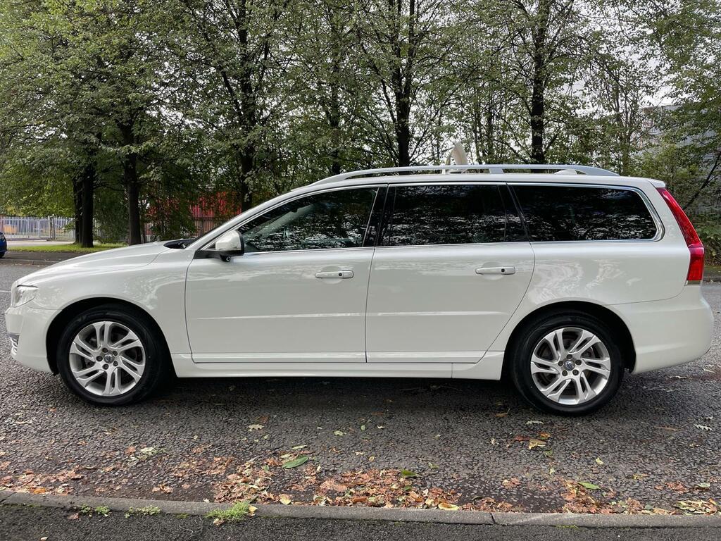 Volvo V70 Se Lux White #4