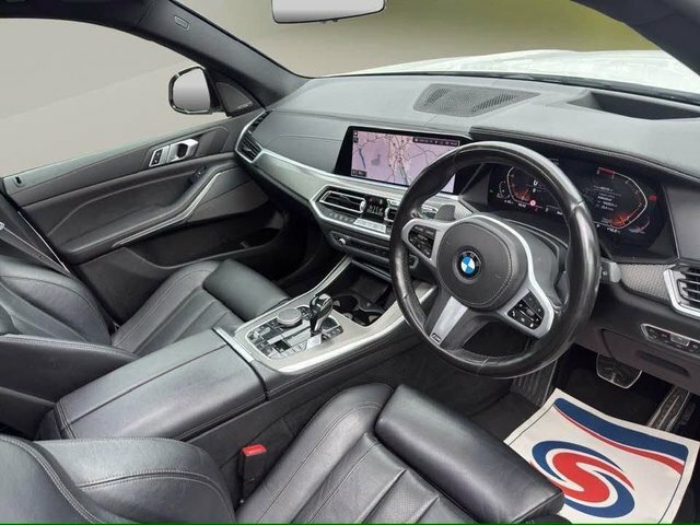 BMW X5 M50d White #10