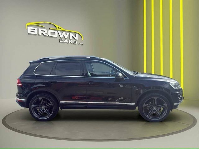 Volkswagen Touareg 3.0 Tdi V6 Bluemotion Black #4