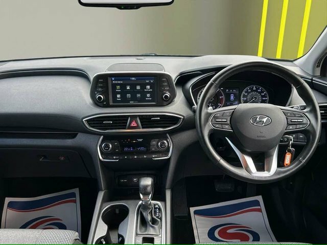 Hyundai Santa Fe Premium Se White #10