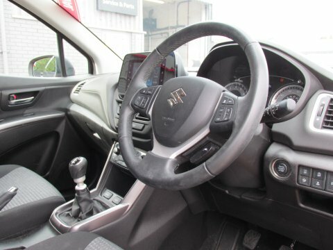 Suzuki SX4 S Cross Hatchback Grey #31