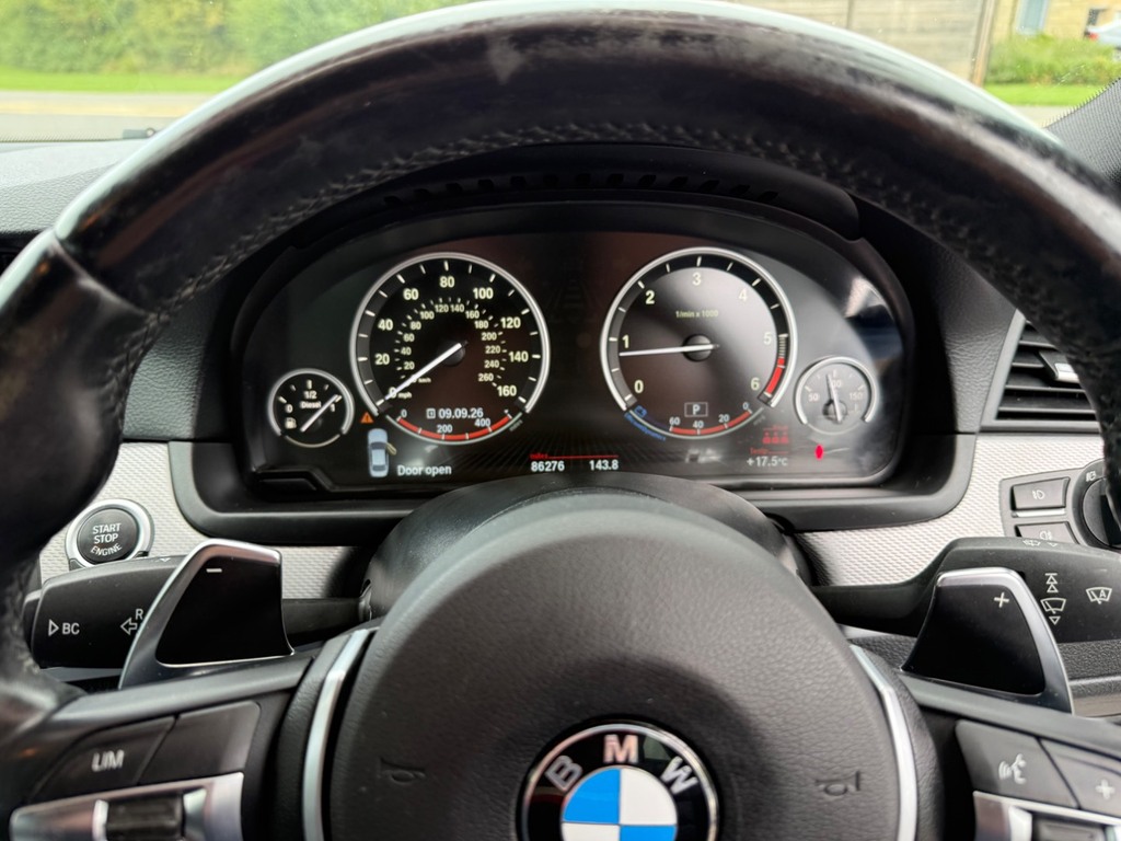 BMW 5 Series M Sport Grey #25