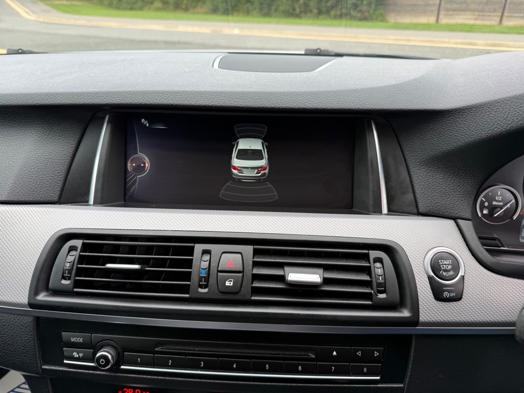 BMW 5 Series M Sport Grey #30