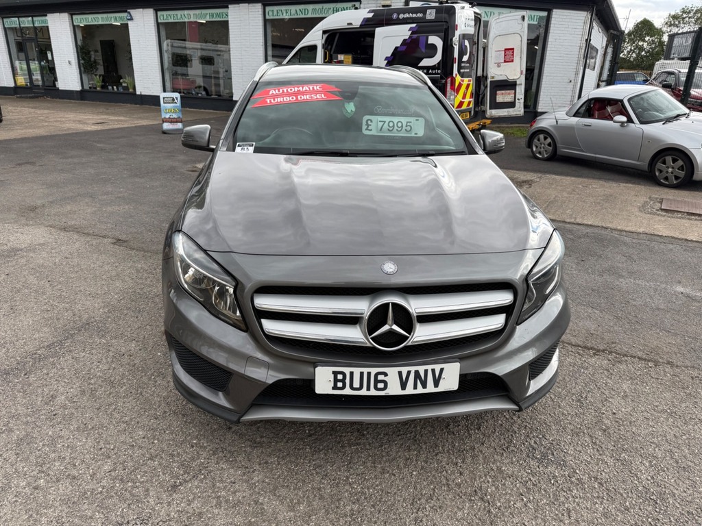 Mercedes-Benz GLA Class Gla 220D 4Matic Amg Line Grey #2