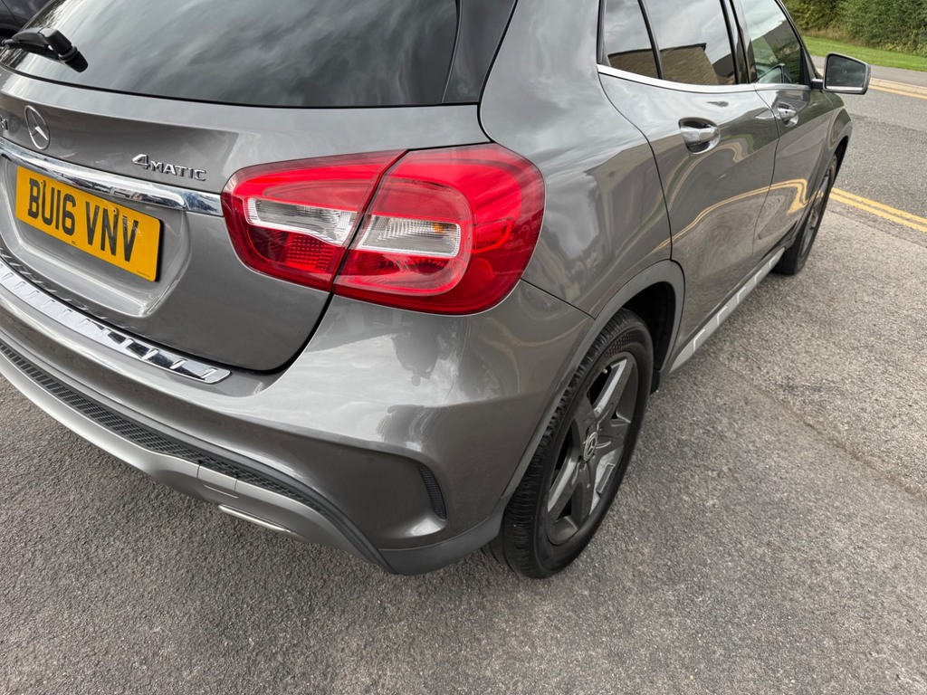 Mercedes-Benz GLA Class 2L Amg Line Black #21