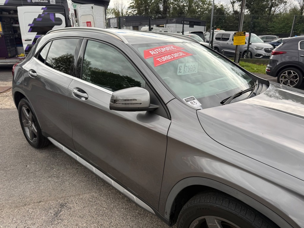 Mercedes-Benz GLA Class 2L Amg Line Black #11