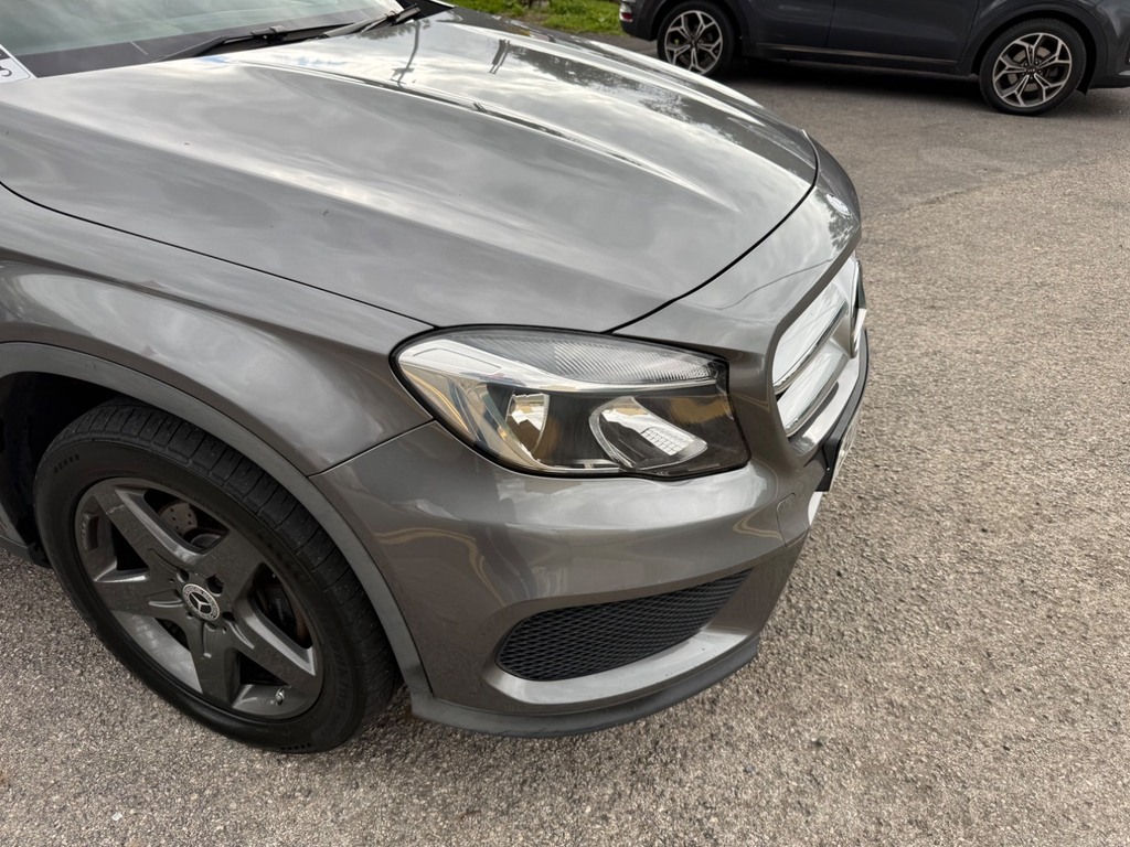 Mercedes-Benz GLA Class 2L Amg Line Black #12
