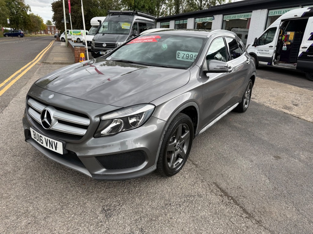 Mercedes-Benz GLA Class Gla 220D 4Matic Amg Line Grey