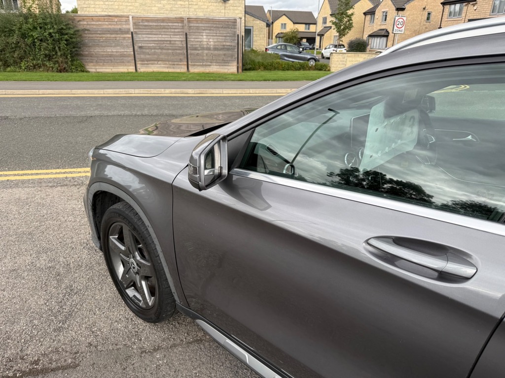 Mercedes-Benz GLA Class 2L Amg Line Black #16