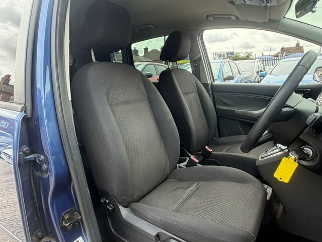 Ford C-Max 1.6 16V Zetec Silver #10