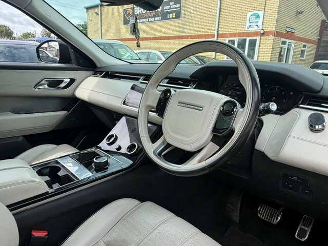 Land Rover Range Rover Velar Core Black #9