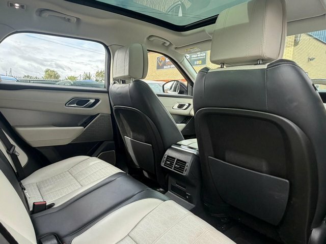 Land Rover Range Rover Velar Core Black #15