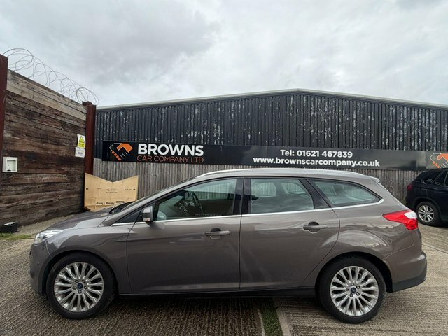 Ford Focus 2.0 Tdci Titanium X Powershift Euro 5 Brown #5