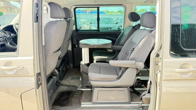 Volkswagen Caravelle 2L Executive Brown #15