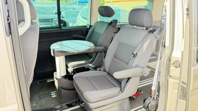 Volkswagen Caravelle 2L Executive Brown #16