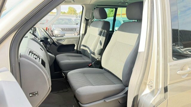 Volkswagen Caravelle 2L Executive Brown #13