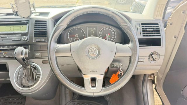 Volkswagen Caravelle 2L Executive Brown #18