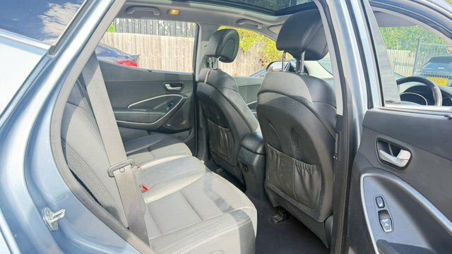 Hyundai Santa Fe White #13