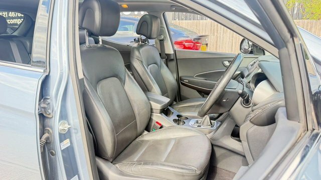 Hyundai Santa Fe White #9