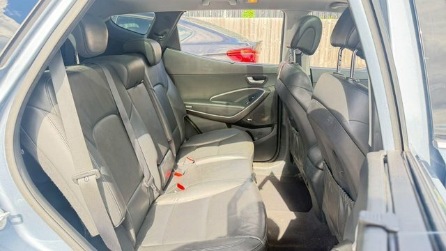 Hyundai Santa Fe White #11