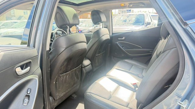 Hyundai Santa Fe White #16