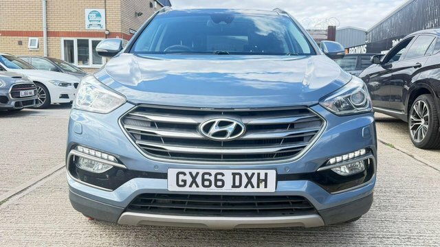 Hyundai Santa Fe White #7