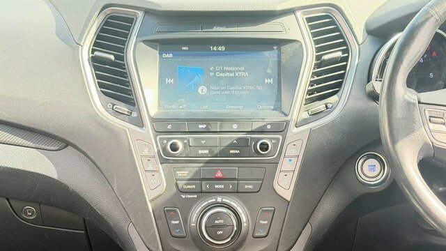 Hyundai Santa Fe White #21