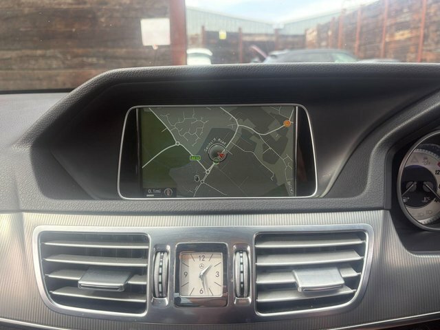Mercedes-Benz E Class E250 Cdi Amg Line Premium 7G-tronic White #27
