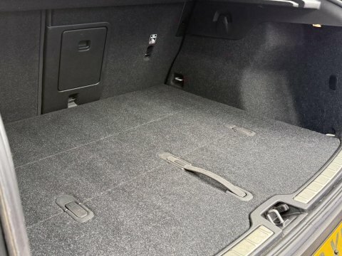 Volvo C40 Ultimate Black #19