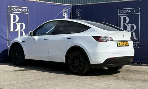 Tesla Model Y Dual Motor Long White #6