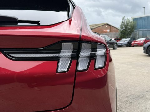 Ford Mustang Mach-E Extended Range 91Kwh Suv Aw Black #15