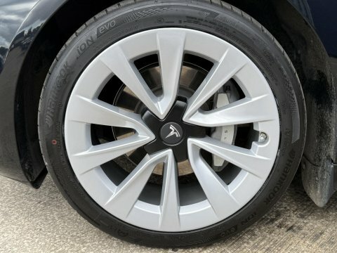 Tesla Model 3 Dual Motor Performance Saloon White #15