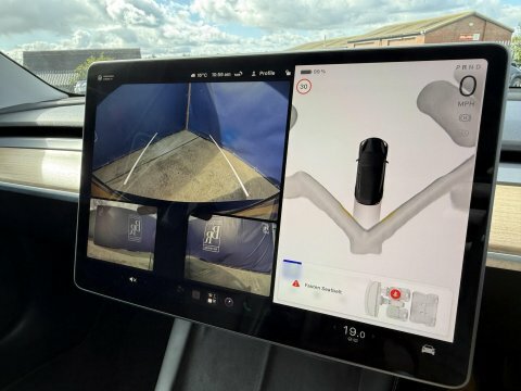 Tesla Model 3 Dual Motor Performance Saloon White #25