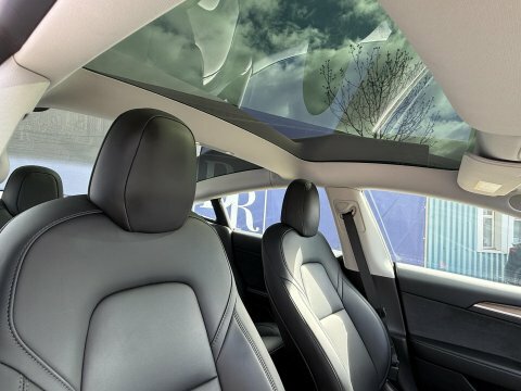 Tesla Model 3 Dual Motor Performance Saloon White #26