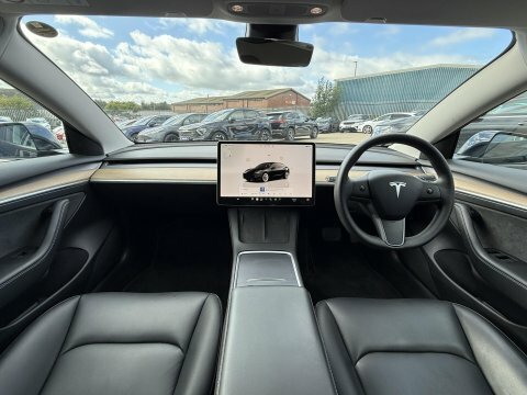 Tesla Model 3 Dual Motor Performance Saloon White #21