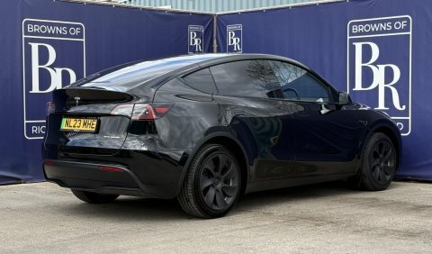 Tesla Model Y Dual Motor Long Black #4