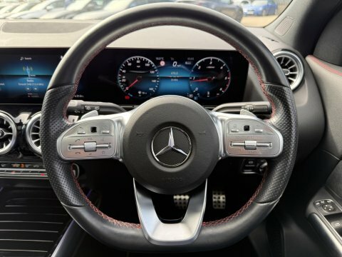 Mercedes-Benz GLA Class Gla 250E Exclusive Edition Black #26