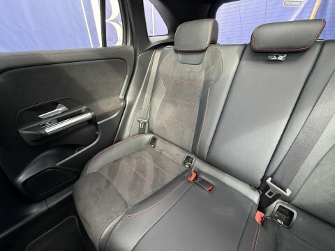 Mercedes-Benz GLA Class Gla 250E Exclusive Edition Black #21