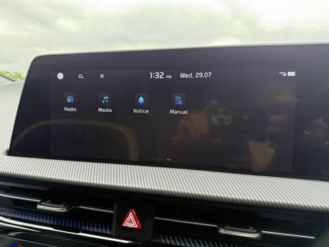 Kia EV6 166Kw Air 77.4Kwh Black #36