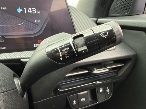 Kia EV6 166Kw Air 77.4Kwh Black #31