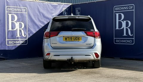 Mitsubishi Outlander 2.4H Twinmotor 13.8Kwh Silver #5