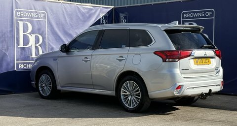 Mitsubishi Outlander 2.4H Twinmotor 13.8Kwh Silver #6