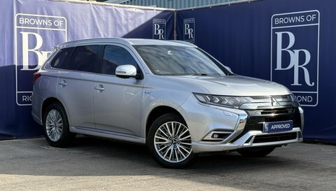 Mitsubishi Outlander 2.4H Twinmotor 13.8Kwh Silver
