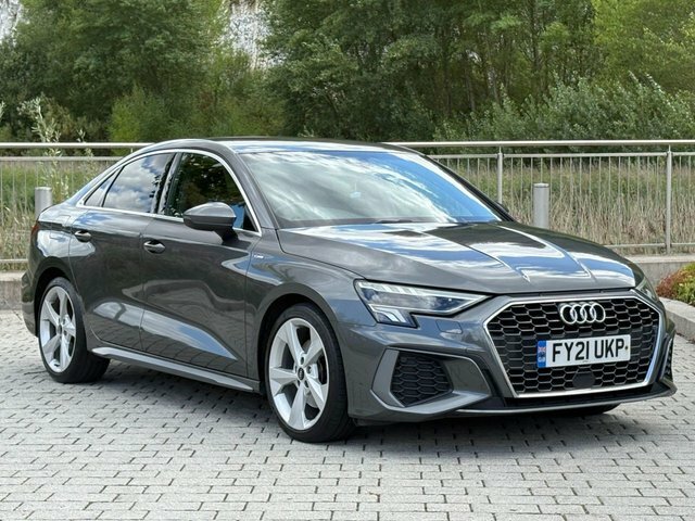 Audi A3 Tfsi 35 S Line Grey