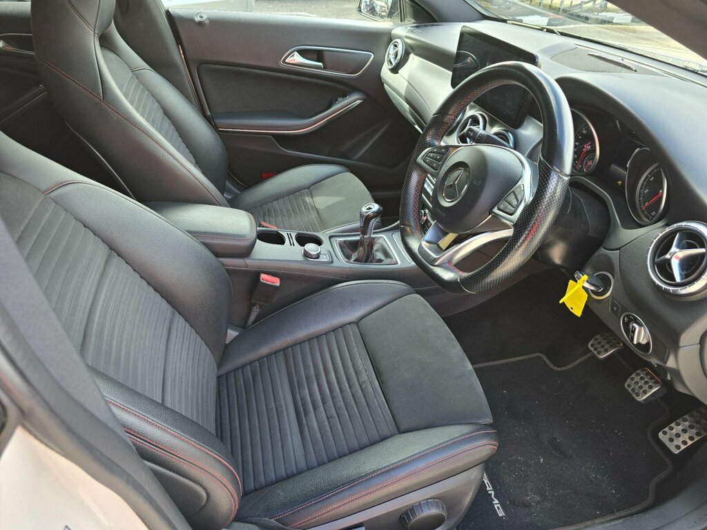 Mercedes-Benz CLA Class Automatic Black #16