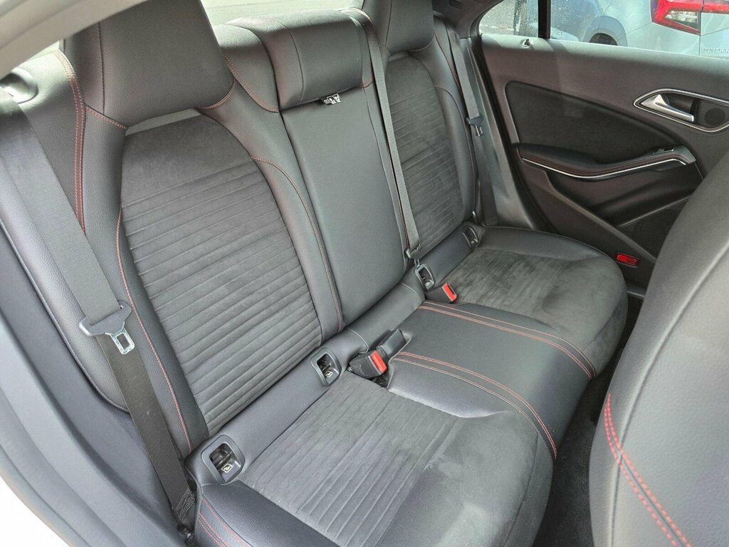 Mercedes-Benz CLA Class Automatic Black #23